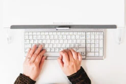 Clavier Compact Ergonomique UltraBoard 960